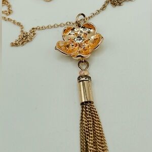 Lauren Conrad 32” Rose Gold Flower Rhinestone Statement Necklace